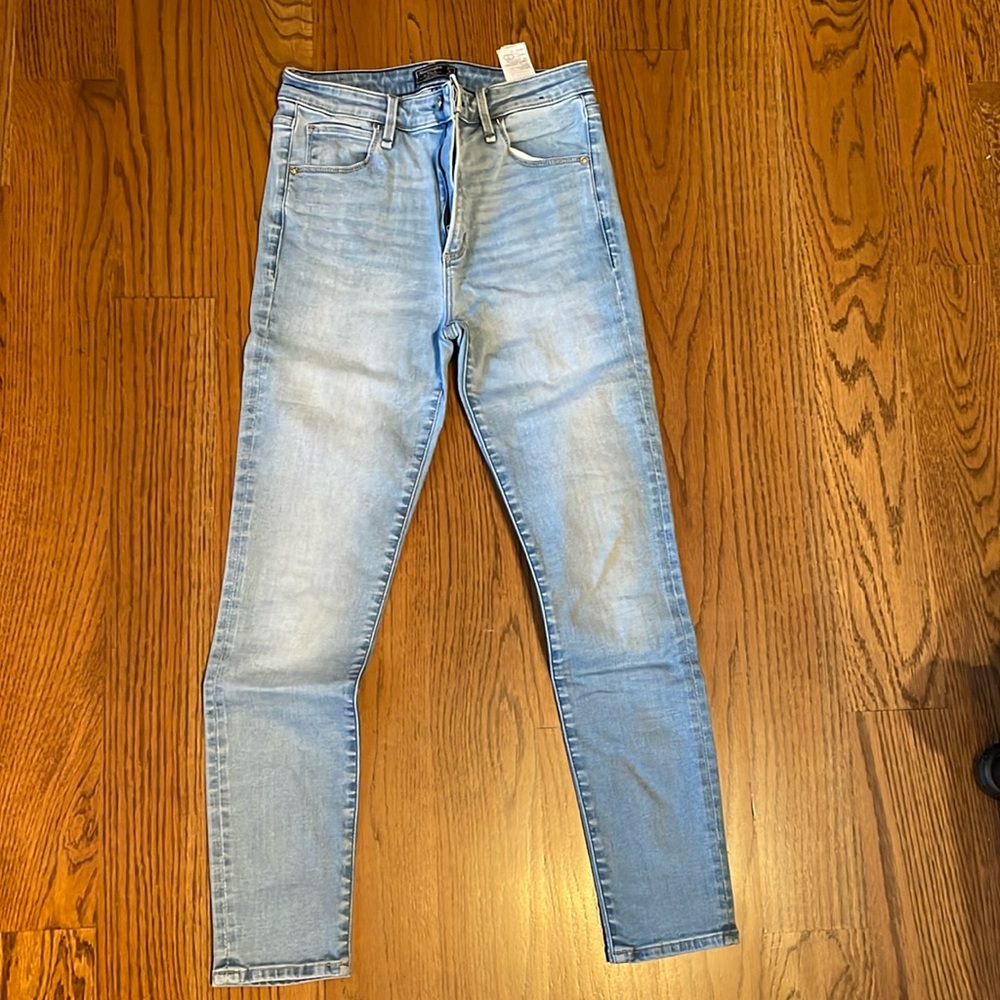 Skinny jeans